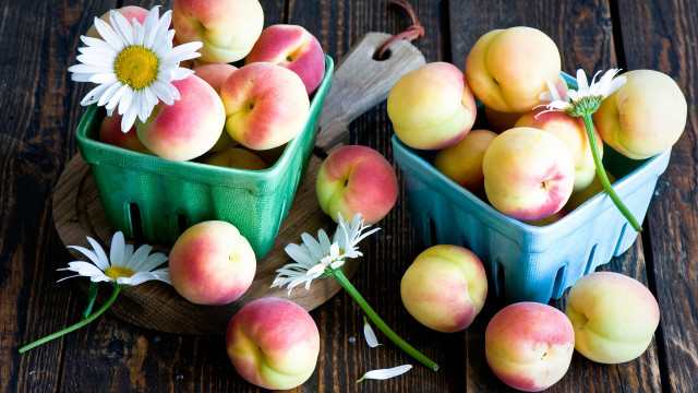 Baskets fruit wooden table daisies free wallpaper for desktop - medium preview image