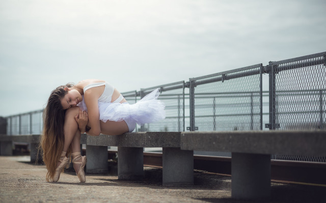 Woman white dress leaning bench #2 free wallpaper for desktop - medium preview image