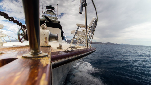 Ocean boat deck chair cloudy free wallpaper for desktop - medium preview image