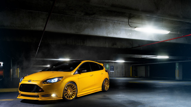Yellow car parking garage fog free wallpaper for desktop - medium preview image