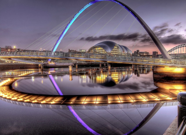 Alexander johnston bridge cityscape night free wallpaper for desktop - medium preview image
