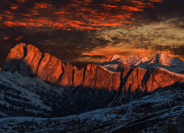 Mountain range red sky clouds #7 free wallpaper for desktop - medium preview image