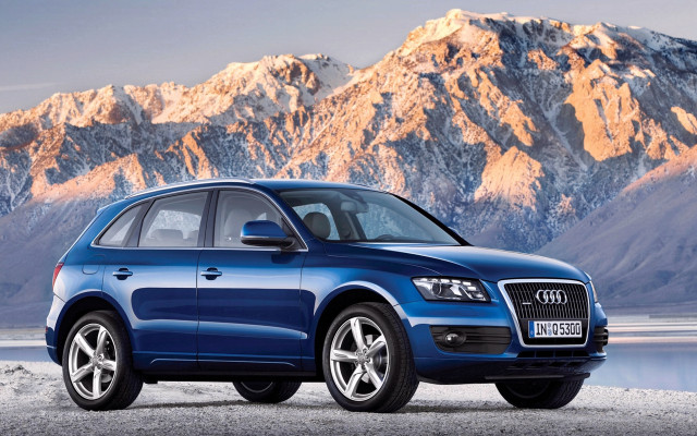 Blue car mountain lake 3d free wallpaper for desktop - medium preview image