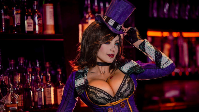 Purple outfit top hat bar free wallpaper for desktop - medium preview image