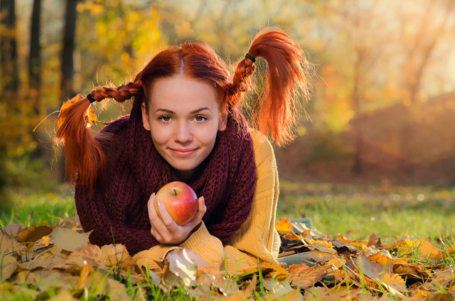 Woman smiling apple autumn field free wallpaper for desktop - medium preview image