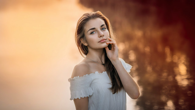 Woman white dress phone tree free wallpaper for desktop - medium preview image