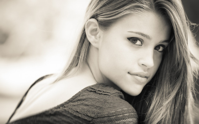 Woman longhair portrait blackandwhite blurry free wallpaper for desktop - medium preview image