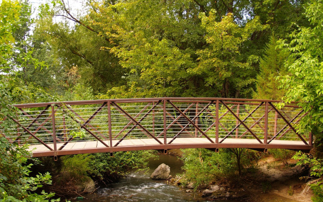 Bridge stream forest rocks autumn free wallpaper for desktop - medium preview image