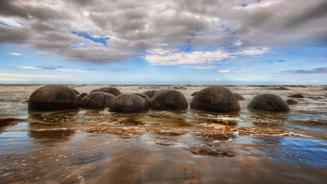 Rocks water beach clouds sky free wallpaper for desktop - medium preview image