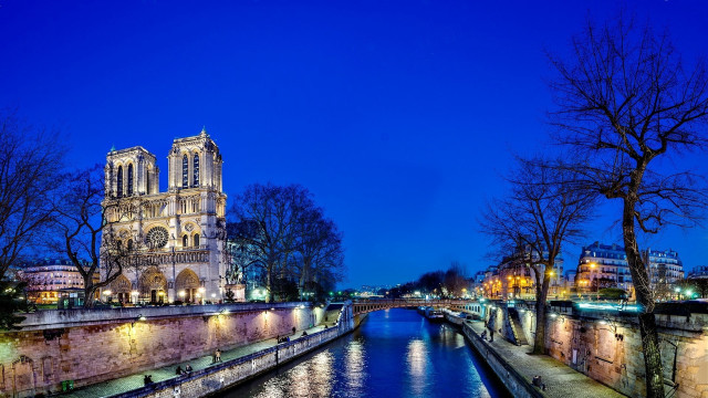 River city clocktower gothic impressionist free wallpaper for desktop - medium preview image