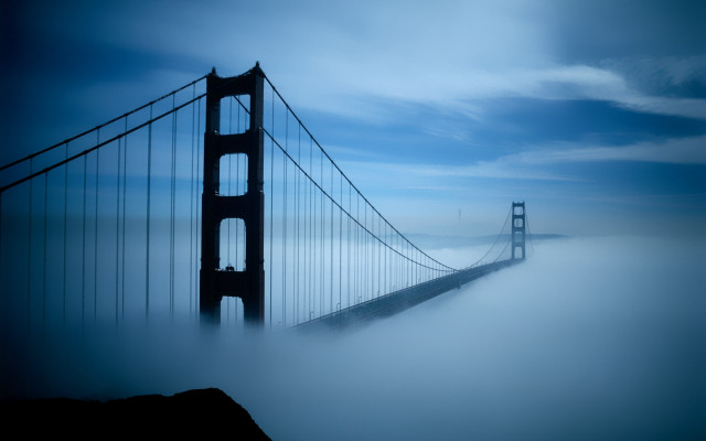Golden gate bridge foggy san free wallpaper for desktop - medium preview image