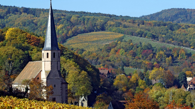 Church steeple autumn village fall free wallpaper for desktop - medium preview image