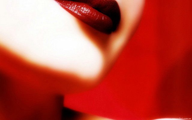 Araceli gilbert lips red white free wallpaper for desktop - medium preview image