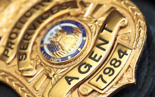 Police badge black jacket blue free wallpaper for desktop - medium preview image