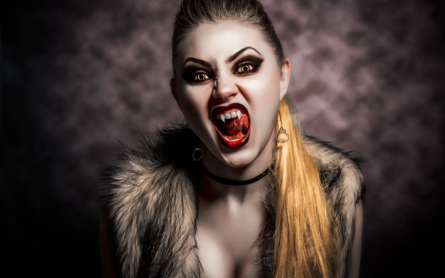 Demon woman blonde makeup fur free wallpaper for desktop - medium preview image