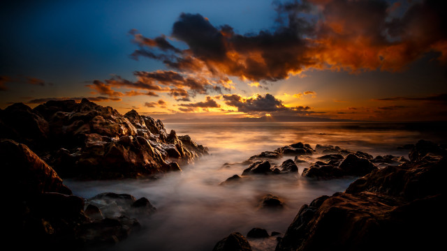 Sunset rocky beach clouds urban free wallpaper for desktop - medium preview image