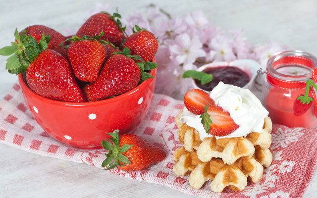 Strawberries waffles jam berries dessert free wallpaper for desktop - medium preview image
