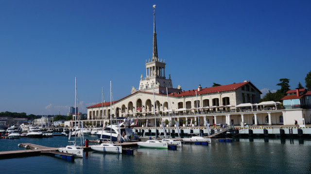 Marina building tower ship sky free wallpaper for desktop - medium preview image