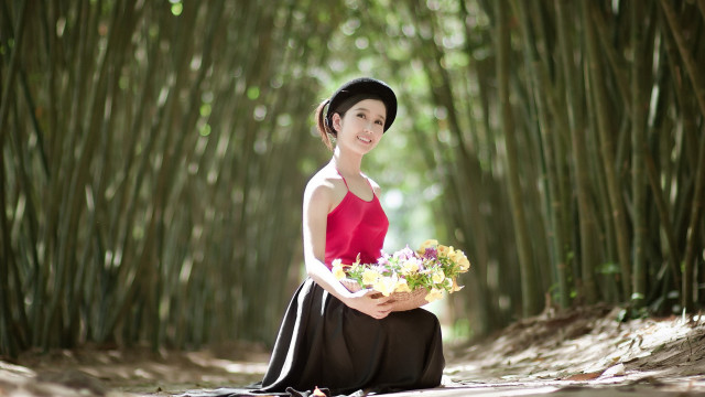 Woman red dress bouquet bamboo free wallpaper for desktop - medium preview image