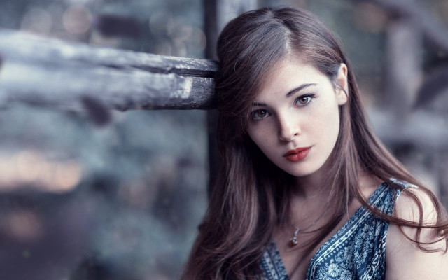 Elina karimova portrait blurry depth free wallpaper for desktop - medium preview image