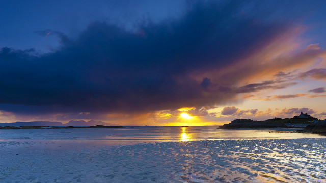 Sunset water boat clouds magic free wallpaper for desktop - medium preview image