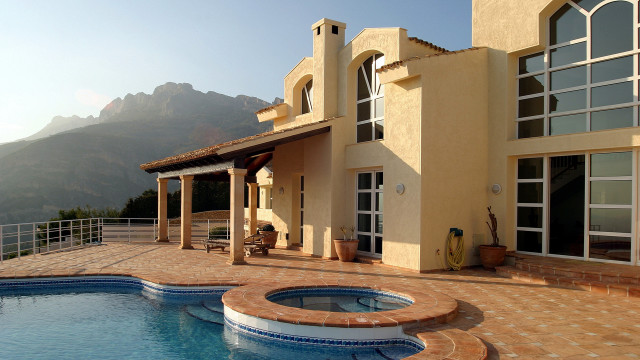 Large house pool patio hot free wallpaper for desktop - medium preview image