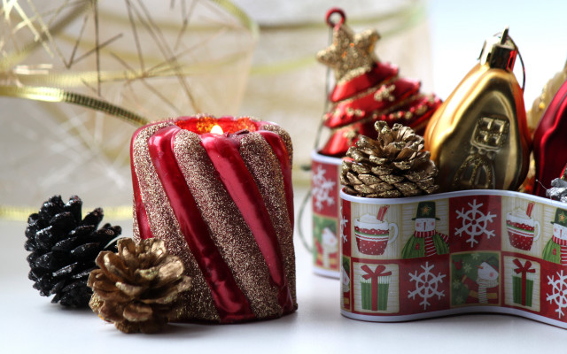 Candle christmas decoration gold pine free wallpaper for desktop - medium preview image