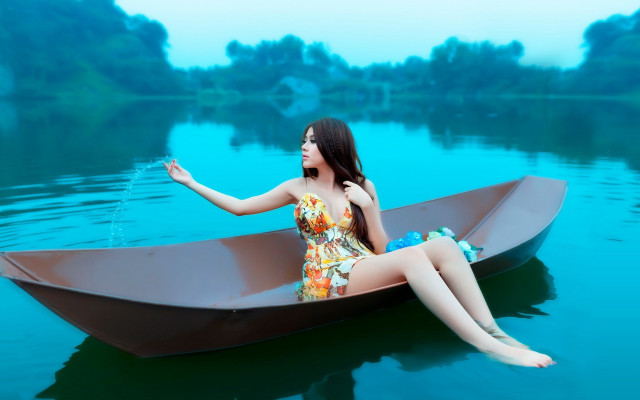 Woman yellow dress sitting boat free wallpaper for desktop - medium preview image