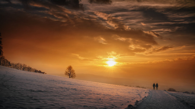 Snowy path dusk cityscape lighthouse free wallpaper for desktop - medium preview image