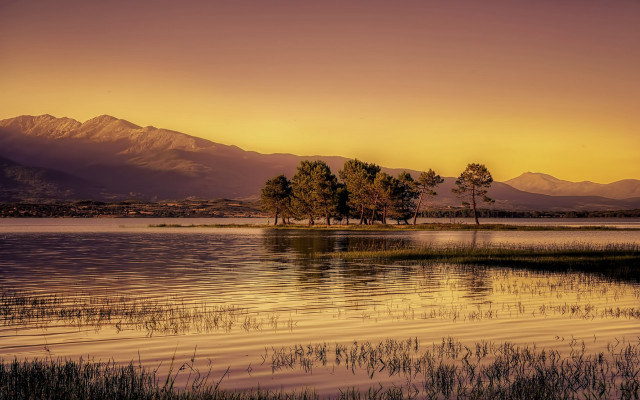 Lake trees mountains sunset cityscape free wallpaper for desktop - medium preview image