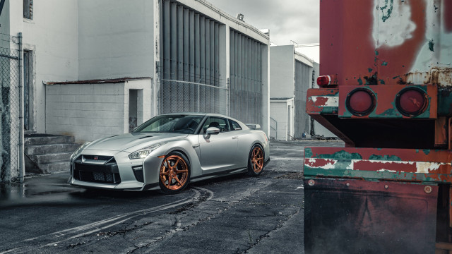 Silver car street corner red free wallpaper for desktop - medium preview image