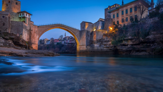 Bridge river building night light free wallpaper for desktop - medium preview image