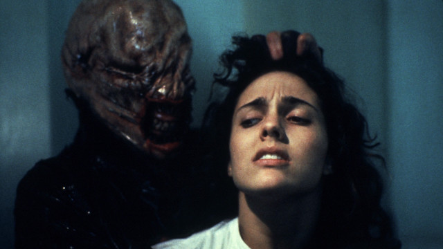 Woman creepy man head on free wallpaper for desktop - medium preview image