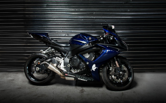 Blue motorcycle garage studio photorealism free wallpaper for desktop - medium preview image