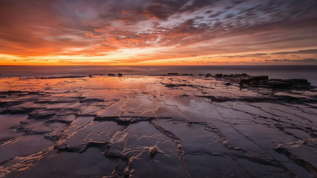 Sunset rocky beach cloudy sky #2 free wallpaper for desktop - medium preview image