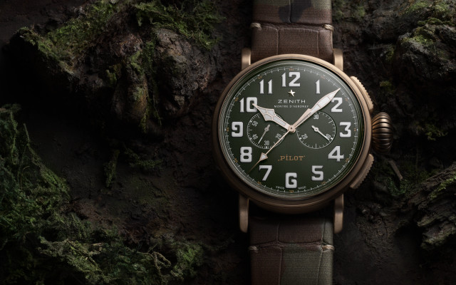 Watch rock moss greenface tiltshift free wallpaper for desktop - medium preview image