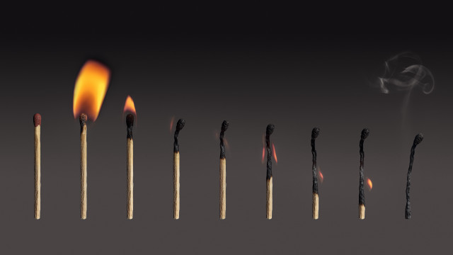 Matches smoke candles aircraft gradient free wallpaper for desktop - medium preview image