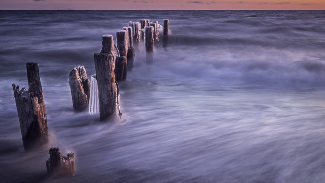 Long exposure pier sunset waves free wallpaper for desktop - medium preview image