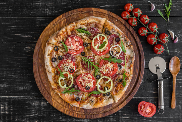 Pizza tomatoes olives onions wooden free wallpaper for desktop - medium preview image