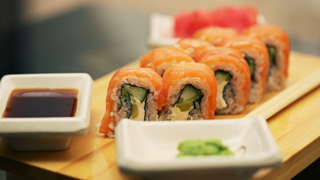 Sushi sauce plate table blurry free wallpaper for desktop - medium preview image