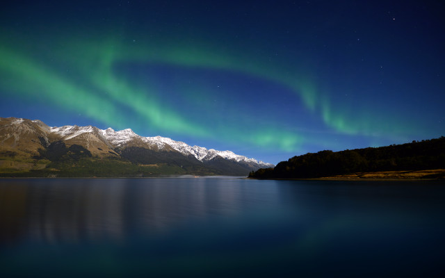 Lake mountain green aurora snow free wallpaper for desktop - medium preview image