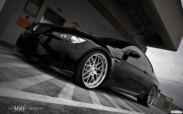 Black car gasstation sky building free wallpaper for desktop - medium preview image