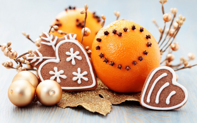 Orange cookies decorations branch blurry free wallpaper for desktop - medium preview image