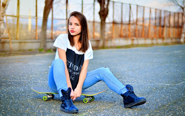 Girl skateboard portrait denim blurry free wallpaper for desktop - medium preview image