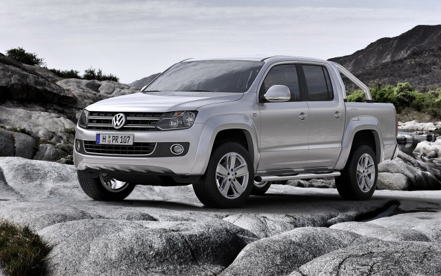 Silver volkswagen amarno pickup rocks free wallpaper for desktop - medium preview image