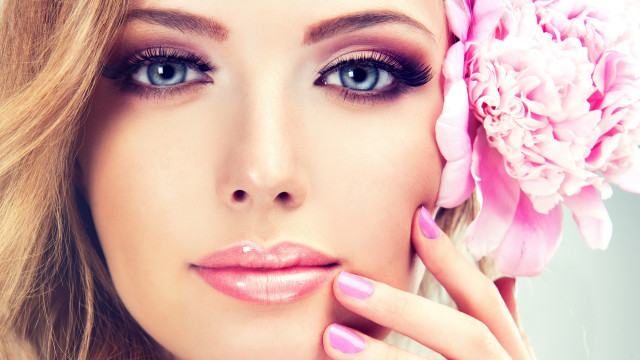 Woman flower pink manicure airbrush #2 free wallpaper for desktop - medium preview image