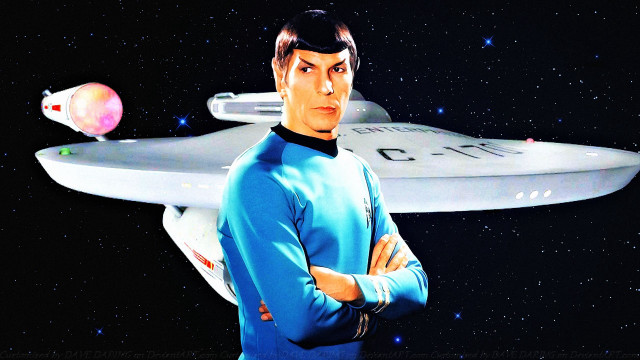 Man blue shirt star trek free wallpaper for desktop - medium preview image