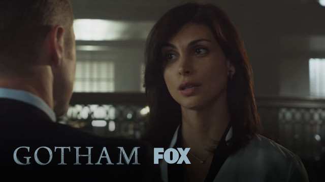 Woman suit tie man suit free wallpaper for desktop - medium preview image