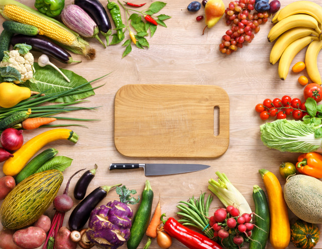 Cuttingboard fruits vegetables professional food free wallpaper for desktop - medium preview image