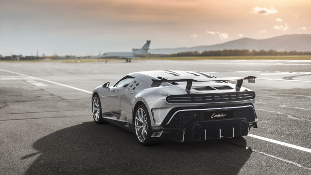 White sports car jet plane free wallpaper for desktop - medium preview image
